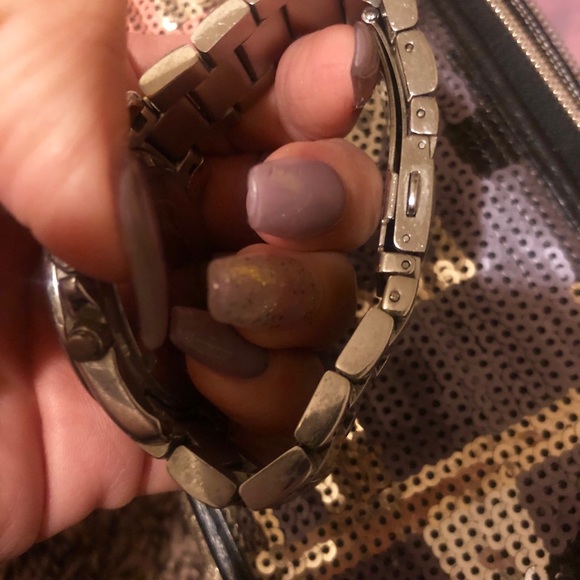 Michael Kors Watch - Picture 3 of 5